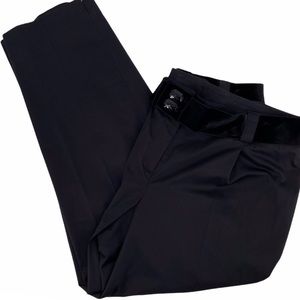 St. John women’s shorts size 14 black dress shorts really lovely and long